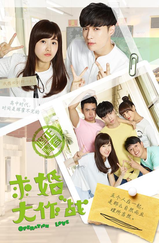 THE9团综小游戏,刘雨昕被“碾压”底下,赵小棠许佳琪柔韧性太好了